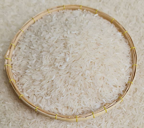 THAI LONG GRAIN WHITE RICE 5% BROKEN